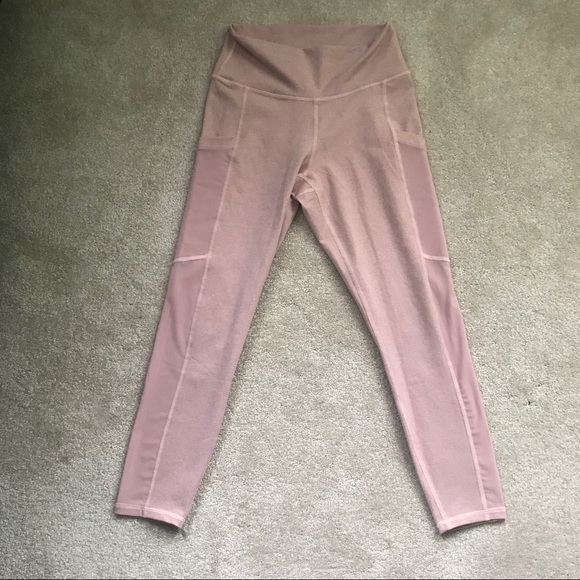 FABLETICS NWT PINK/NUDE HIGH RISE LEGGINGS!! - Picture 7 of 13